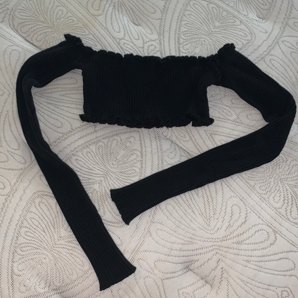 ARE YOU AM I Tiiu Top in Black